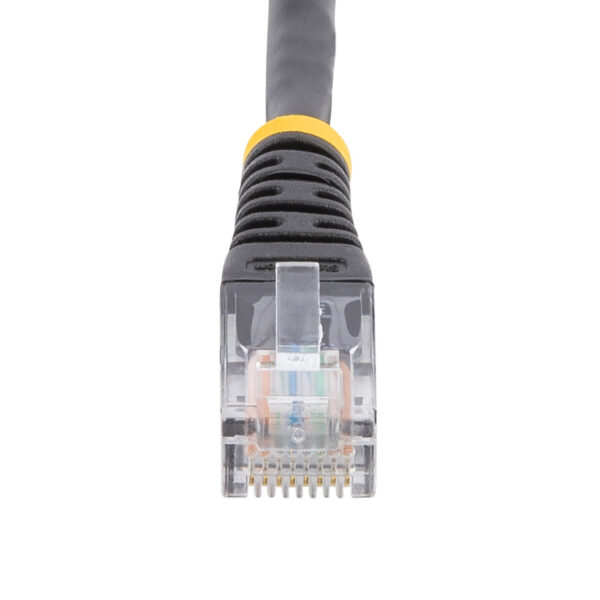 StarTech.com 15 m Cat5e Gegoten RJ45 UTP Netwerkkabel Zwart - Afbeelding 2