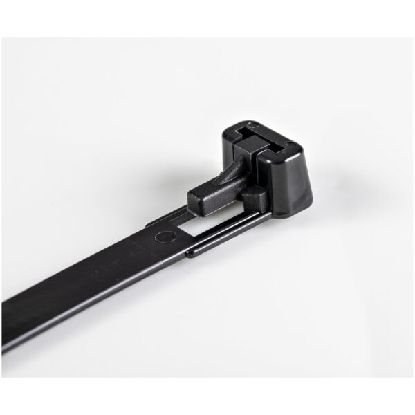 StarTech.com 15 cm Zwarte Herbruikbare Kabelbinders 7 mm Breed, 35 mm Bundeldiameter, 22 kg Treksterkte Hersluitbare Nylon Snelb - Afbeelding 3