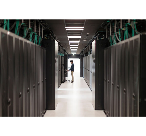 Aruba, a Hewlett Packard Enterprise company JW118A electriciteitssnoer Zwart 1,8 m C13 stekker CEE7/7