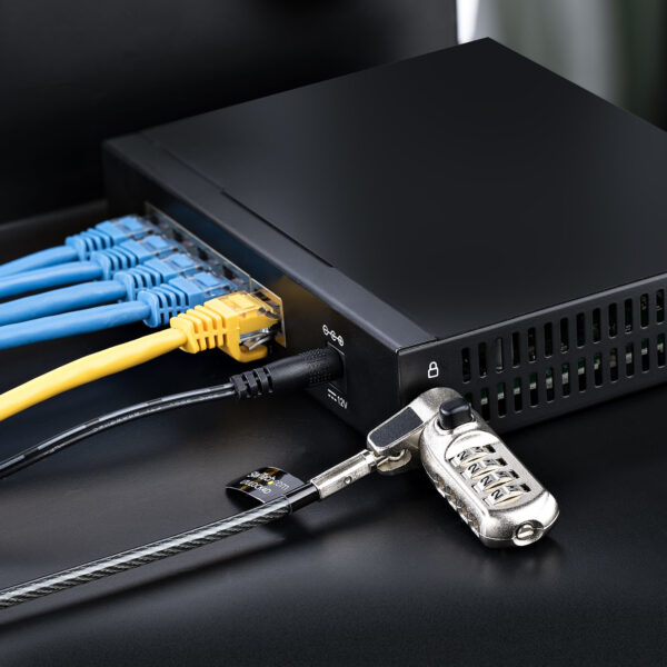 StarTech.com Unmanaged 2.5G Switch - 5 Port Gigabit Switch - 2.5GBASE-T Unmanaged Ethernet Switch - Ethernet Splitter - Din Rail - Afbeelding 10