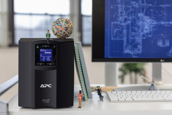 APC Smart-UPS SMC1000IC Noodstroomvoeding - 8x C13, USB, SmartConnect, 1000VA - Afbeelding 5