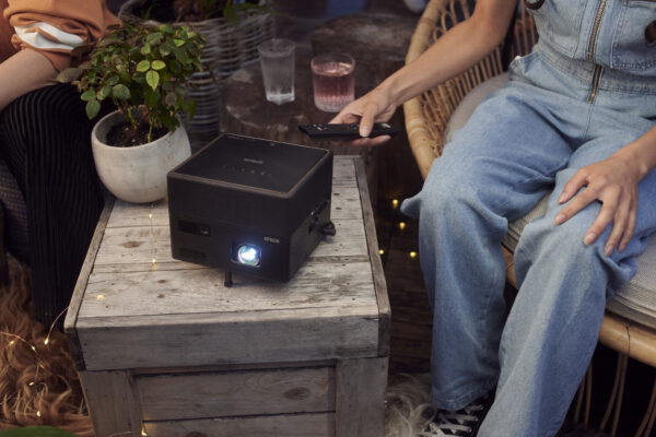 Epson EF-12 mini smart laserprojector, koperen details, 1000 lumen, scherm van maximaal 150 inch - Afbeelding 11