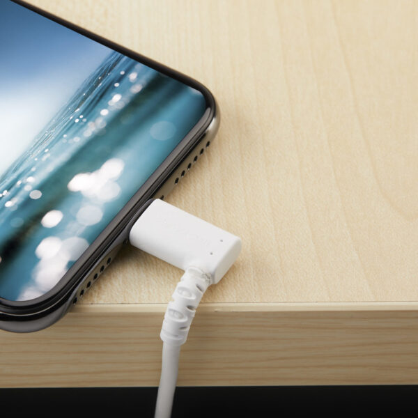 StarTech.com Premium USB-A naar Lightning Kabel 2m Wit - Robuuste 90° haakse USB Type A naar Lightning Charge & Sync Oplaadkabel - Afbeelding 3