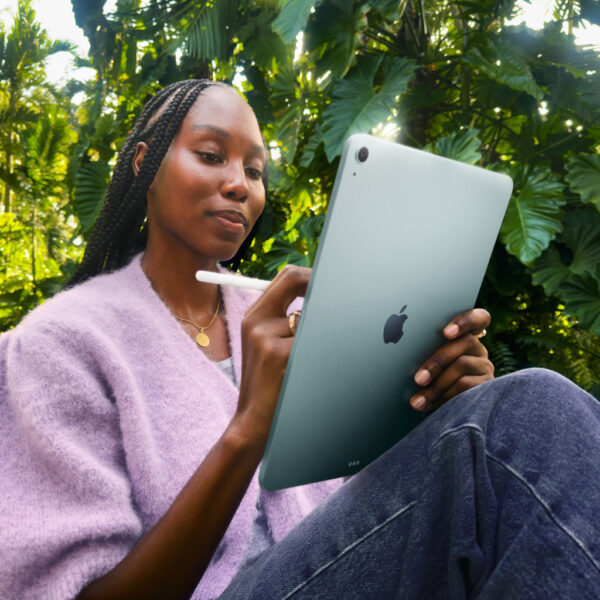 Apple iPad Air 5G Apple M TD-LTE & FDD-LTE 512 GB 27,9 cm (11") 8 GB Wi-Fi 6E (802.11ax) iPadOS 18 Blauw - Afbeelding 3