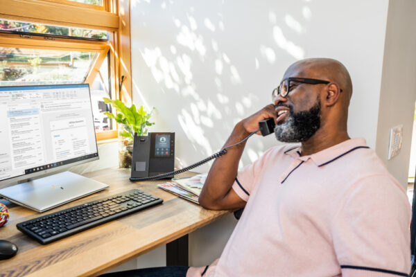 POLY CCX 505 Business Media Phone voor Microsoft Teams met PoE-ondersteuning - Afbeelding 4