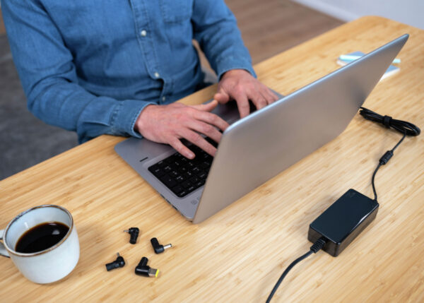 Trust Primo 70W - 19V Laptop Lader - Afbeelding 6