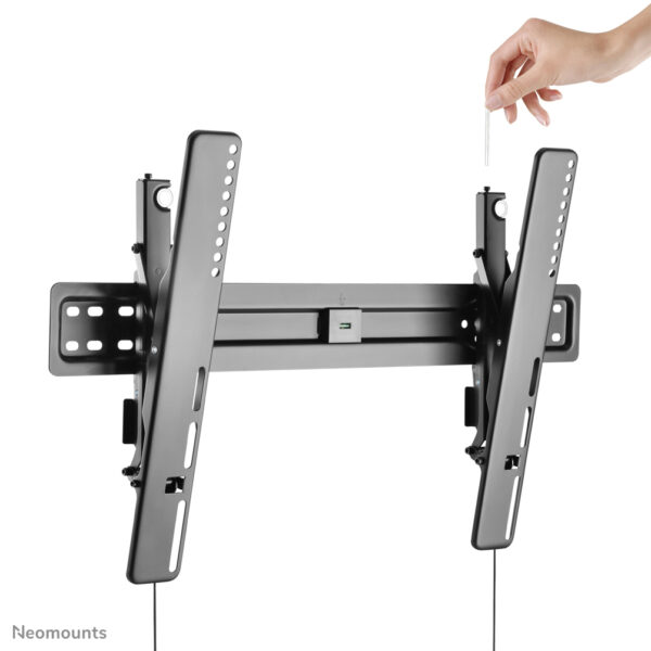 Neomounts LED-W650BLACK TV-beugel wand 37-75" - kantelbaar - Afbeelding 6