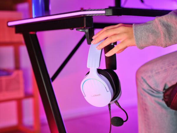 Trust GXT 490P FAYZO Headset Bedraad Hoofdband Gamen USB Type-A Zwart, Paars - Afbeelding 10