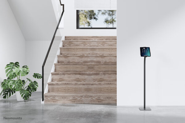 Neomounts FL15-625BL1 Tablet vloerstandaard 7.9-11" - vergrendelbaar - universeel - Afbeelding 18