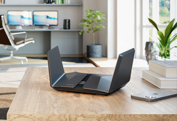 NETGEAR Nighthawk RAXE500 draadloze router Gigabit Ethernet Tri-band (2,4 GHz / 5 GHz / 6 GHz) Zwart - Afbeelding 3