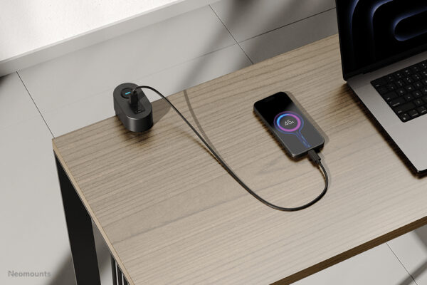 Neomounts DS22-840BL6 Bureaucontactdoos met klem en USB-C en USB-A poorten - snelladen - Afbeelding 15