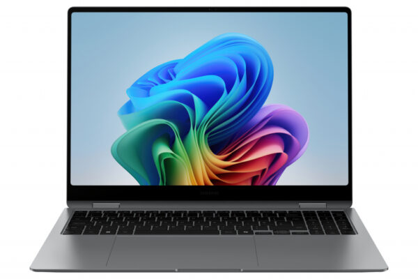 Samsung Galaxy Book5 Pro 360 (16", Core Ultra 7, 16GB), a Copilot+ PC