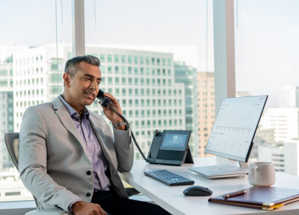 HP Poly CCX 600 Business Media Phone for Microsoft Teams and PoE-enabled IP telefoon - Afbeelding 8