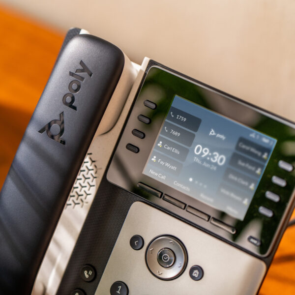 POLY Edge E350 IP-telefoon met PoE-ondersteuning - Afbeelding 9