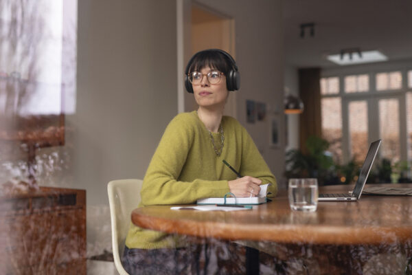 Philips 5000 series TAH5209BK/00 hoofdtelefoon/headset Draadloos Hoofdband Oproepen/muziek Bluetooth Zwart - Afbeelding 5
