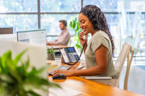 HP Poly Edge E450 IP Phone and PoE-enabled IP telefoon - Afbeelding 9