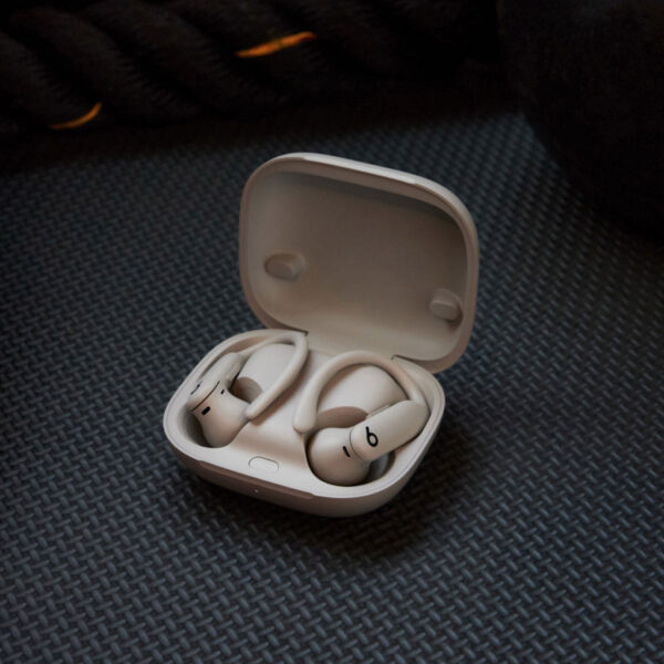 Beats by Dr. Dre Powerbeats Pro 2 Headset Draadloos oorhaak, In-ear Gesprekken/Muziek/Sport/Elke dag Zand - Afbeelding 3