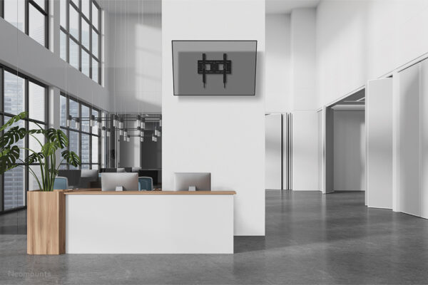 Neomounts WL35-750BL14 Heavy duty muurbeugel 32-75" - kantelbaar - vergrendelbaar - snelle installatie - TÜV - Afbeelding 18