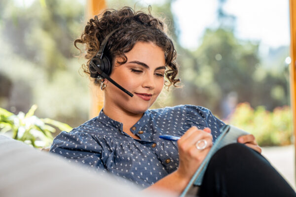 POLY Savi 8210 UC Microsoft Teams Certified DECT 1880-1900 MHz USB-A Headset - Afbeelding 5