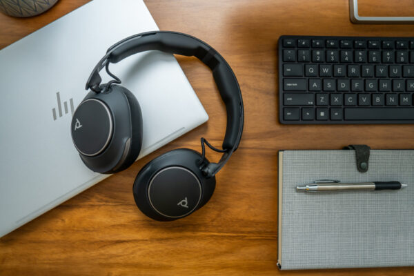 HP Poly Voyager Surround 80 UC USB-C Headset + USB-C/A-adapter - Afbeelding 7