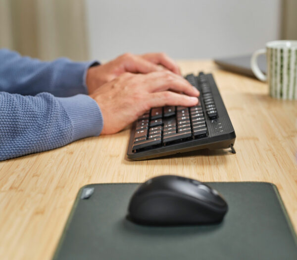 Trust TKM-360 toetsenbord Inclusief muis Kantoor RF Draadloos QWERTY Amerikaans Engels Zwart - Afbeelding 8