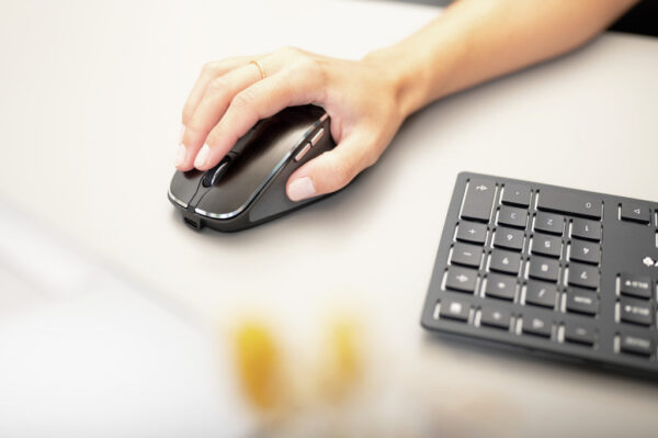 CHERRY DW 9500 SLIM toetsenbord Inclusief muis Universeel RF-draadloos + Bluetooth QWERTY Engels Zwart, Grijs - Afbeelding 5