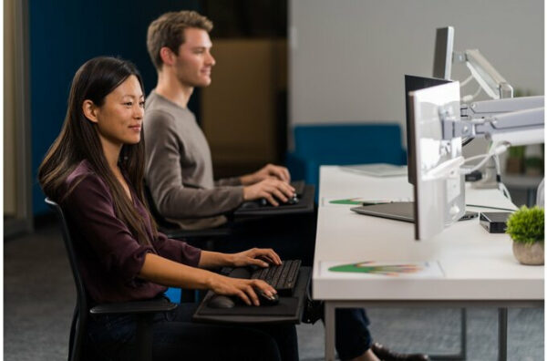 Kensington SmartFit® One-Touch in hoogte verstelbare dual monitorarm - Afbeelding 16