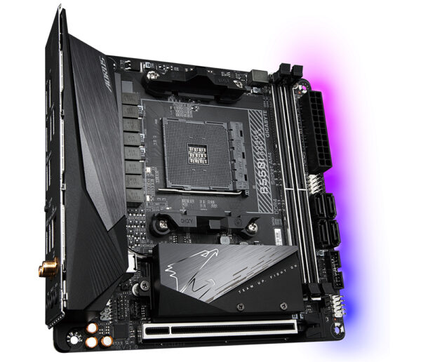 GIGABYTE B550I AORUS PRO AX moederbord AMD B550 Socket AM4 mini ITX - Afbeelding 3
