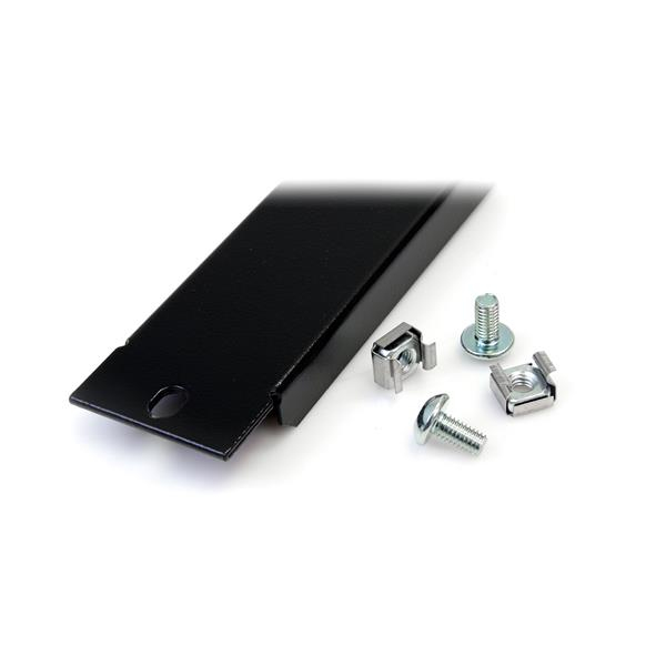 StarTech.com 1U Leeg Paneel voor 19 inch Serverracks en Serverkasten - Afbeelding 2