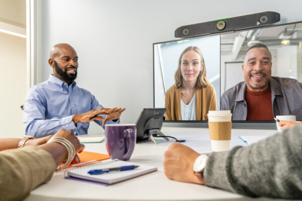 Poly Studio X52 All-In-One Video Bar - Afbeelding 7
