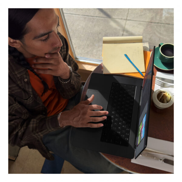 Apple MacBook Pro Apple M M3 Pro Laptop 41,1 cm (16.2") 36 GB 512 GB SSD Wi-Fi 6E (802.11ax) macOS Sonoma Zilver - Afbeelding 4