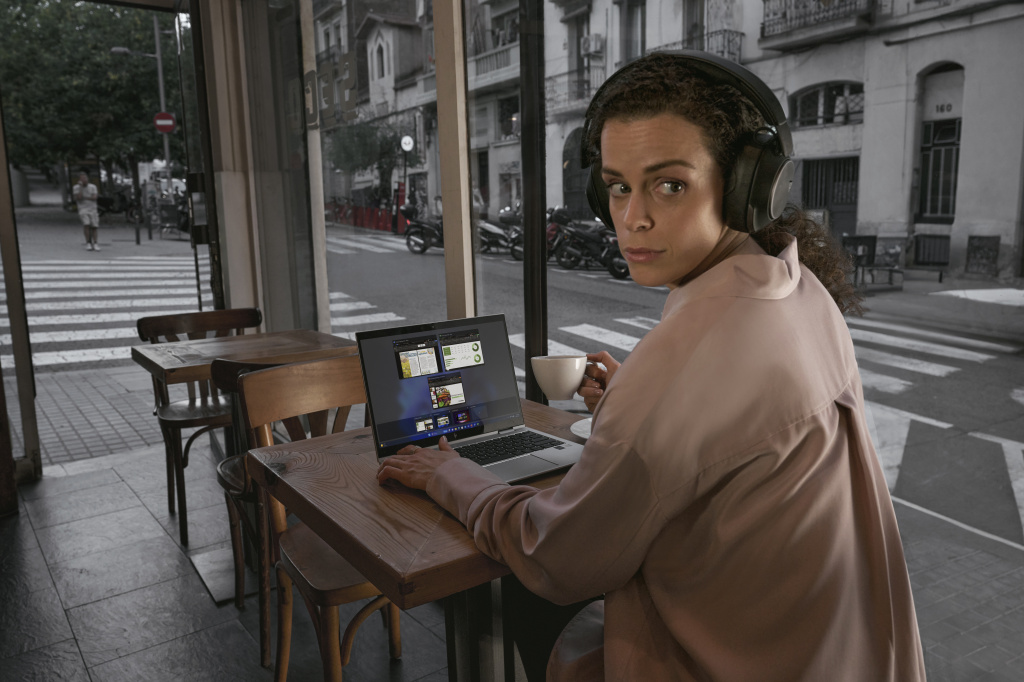 HP EliteBook 8 G1a Next Gen AI PC Wolf Pro Security Edition Copilot+ PC AMD Ryzen AI 7 350 Laptop 40,6 cm (16") WUXGA 32 GB DDR5 - Afbeelding 14