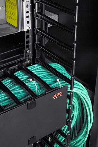 APC NetShelter SX 42U 750mm(b) x 1070mm(d) 19" IT rack, netwerkbehuizing met zijpanelen, zwart - Afbeelding 7