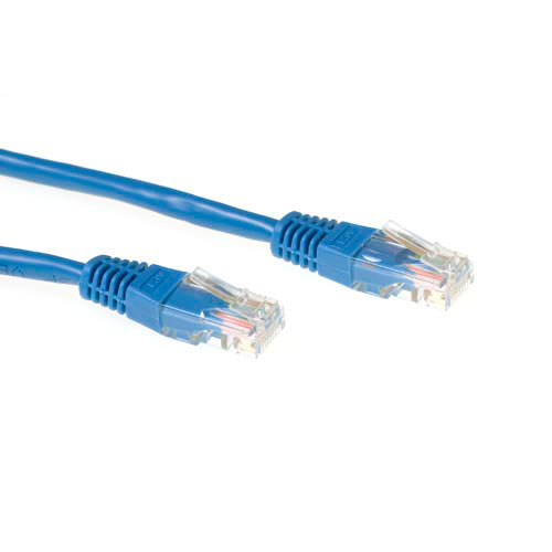ACT Blauwe 2 meter U/UTP CAT5E patchkabel met RJ45 connectoren