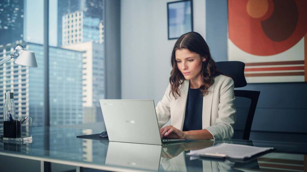 ASUS Chromebook Plus Enterprise CB54 CB5403CMA-QM0916 Intel Core Ultra 7 155U 35,6 cm (14") Touchscreen WQXGA 16 GB LPDDR5x-SDRA - Afbeelding 12