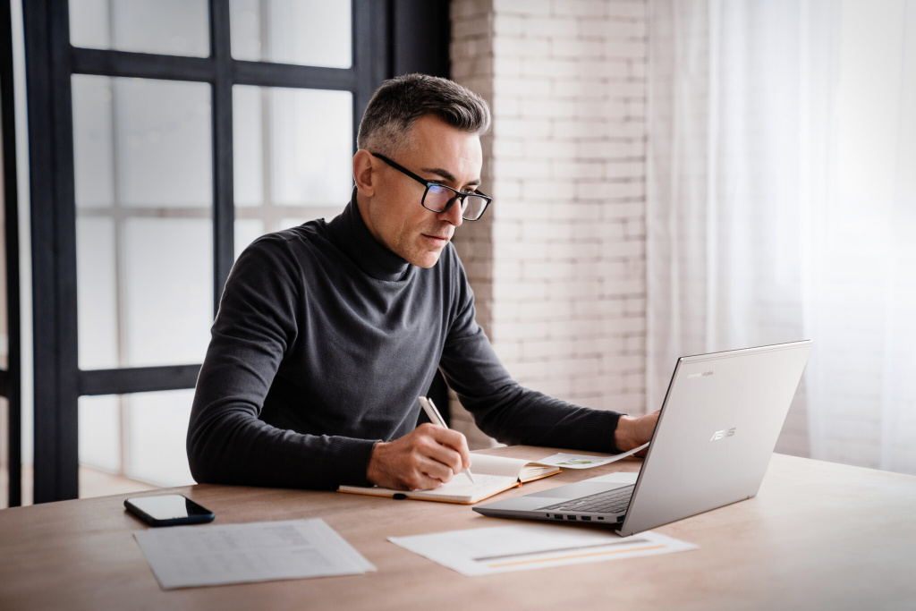 ASUS Chromebook Plus Enterprise CB54 CB5403CMA-QM0916 Intel Core Ultra 7 155U 35,6 cm (14") Touchscreen WQXGA 16 GB LPDDR5x-SDRA - Afbeelding 11