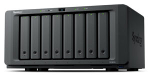 Synology DiskStation DS1825+ data-opslag-server NAS Ryzen Embedded V1500B 8 GB DDR4 0 TB Zwart