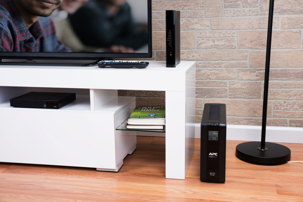 APC Back-UPS PRO BR650MI - Noodstroomvoeding, 6x C13 uitgang, USB, 650VA - Afbeelding 4
