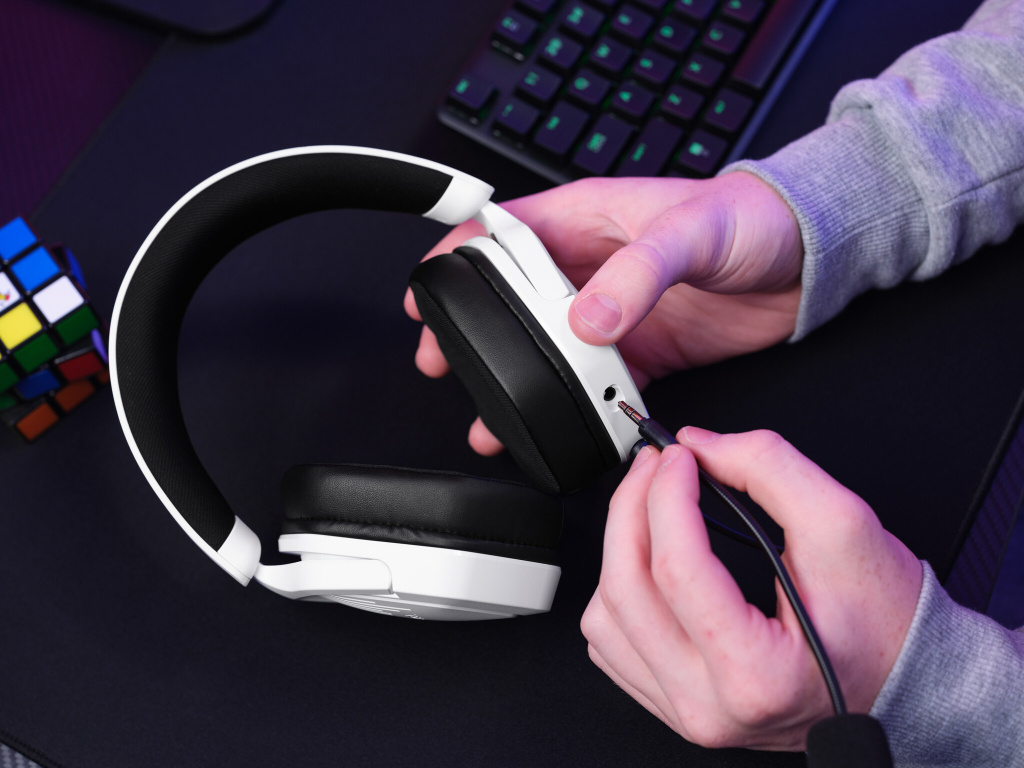 Trust GXT 492W Carus Gaming Headset - Bedrade gamingheadset – Afneembare microfoon – Over-ear ontwerp – Wit - Afbeelding 12