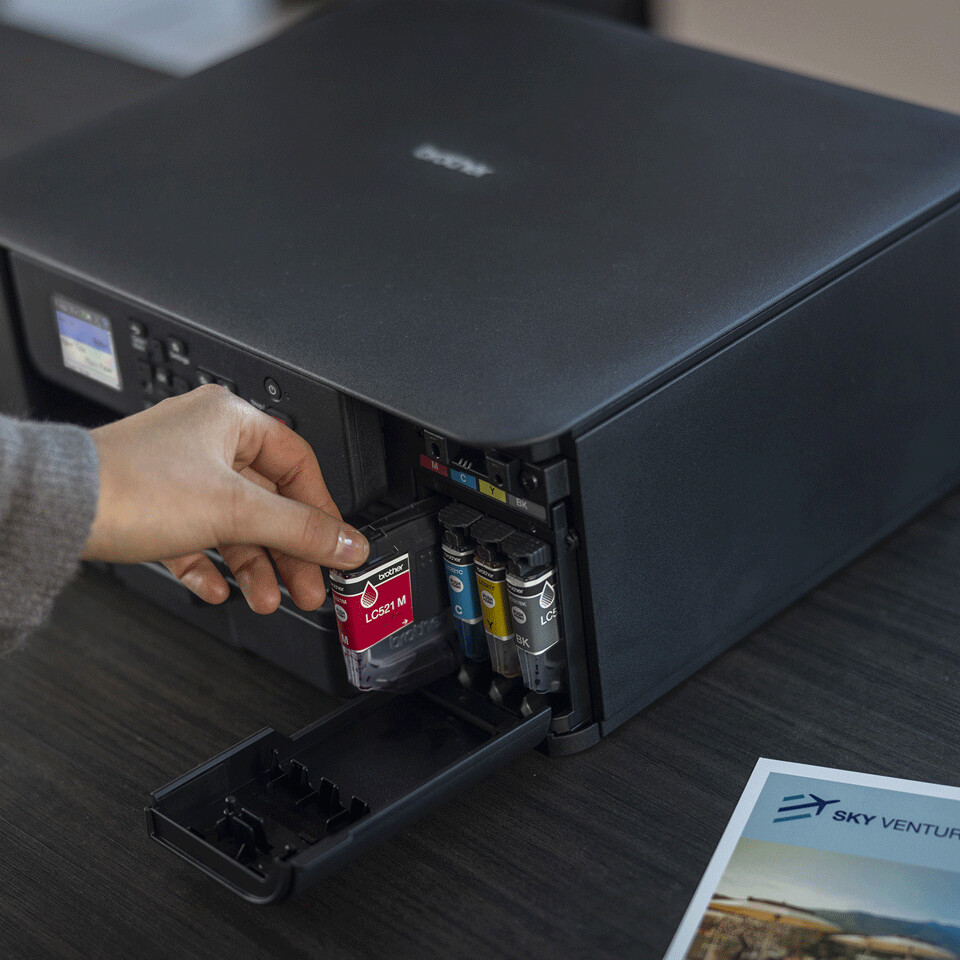 Brother DCP-J1310DW multifunctionele printer Inkjet A4 1200 x 6000 DPI 16 ppm Wifi - Afbeelding 3