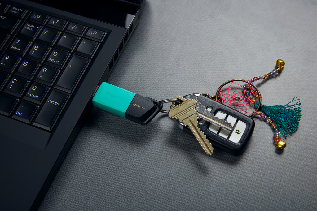 Kingston Technology DataTraveler Exodia M 256 GB, USB 3.2 Gen 1 (zwart + blauwgroen) - Afbeelding 3