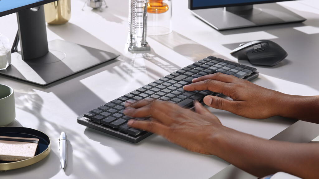 Logitech Master 920-010757 toetsenbord Kantoor RF-draadloos + Bluetooth QWERTY US International Grafiet - Afbeelding 4