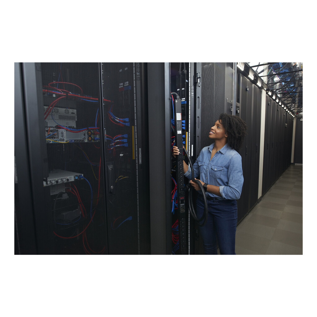 APC NetShelter Switched Rack PDU, 0U, 5.0kW, 200V and 208V, 30A, 21 C13/C15 and 3 C19/C21 outlets - Afbeelding 8