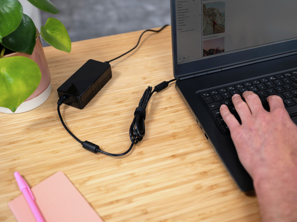 Trust Primo 70W Universele laptop‑lader – laptop‑oplader – universele laptop‑adapter – met meerdere aansluitstukken – Zwart - Afbeelding 5